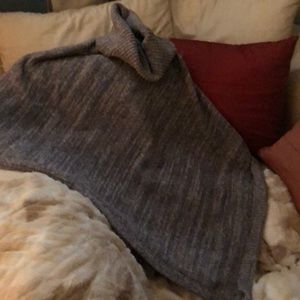 Barefoot Dreams Dume poncho